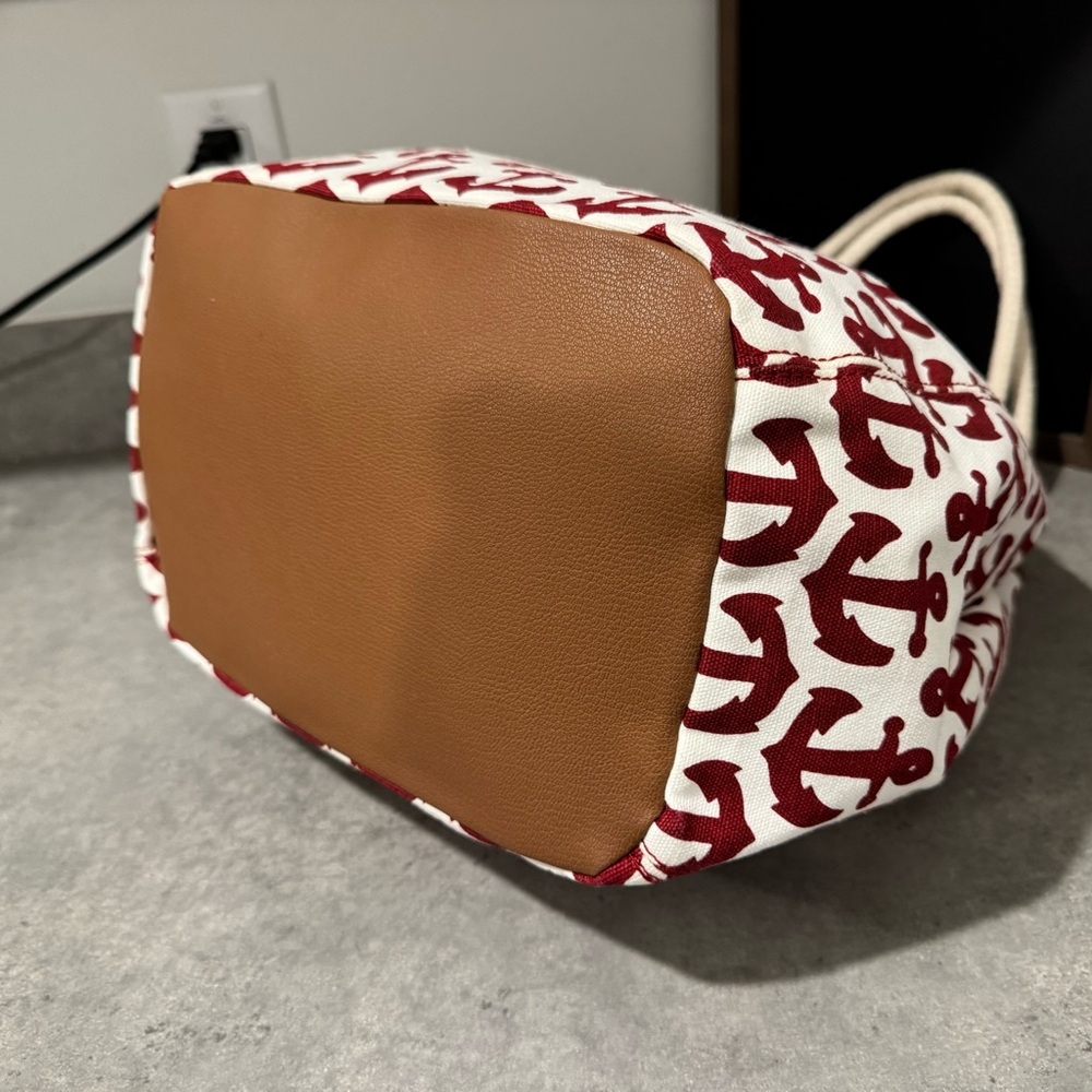Tommy Hilfiger red anchor tote bag! Great Condition!! - Picture 5 of 14